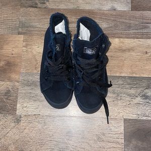 Revolution hip hop dance sneakers